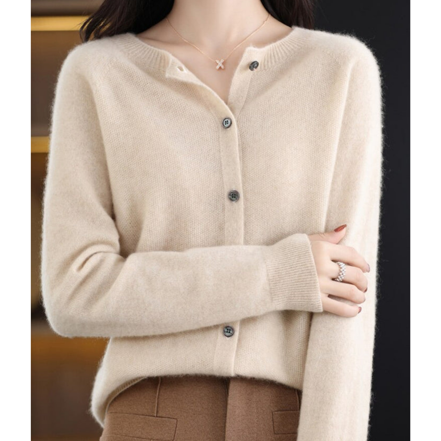 Damen Rundhals-Cardigan – Amalia