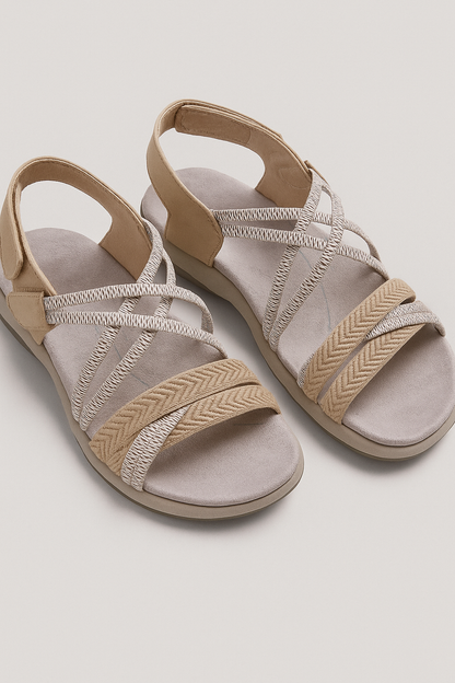 Corinne | Lässige Outdoor-Wandersandalen für Damen mit verstellbaren Riemen