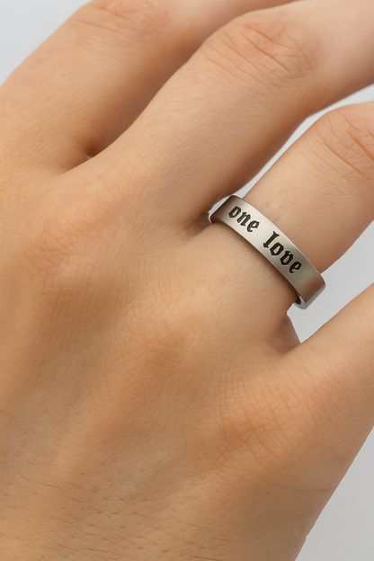 One Love | Edelstahlring mit Gravur