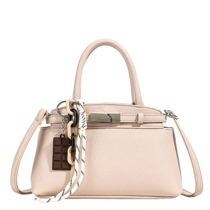 Deanna | Strahlt mit Eleganz: Luxuriöse Muscheltasche für unvergessliche Abende