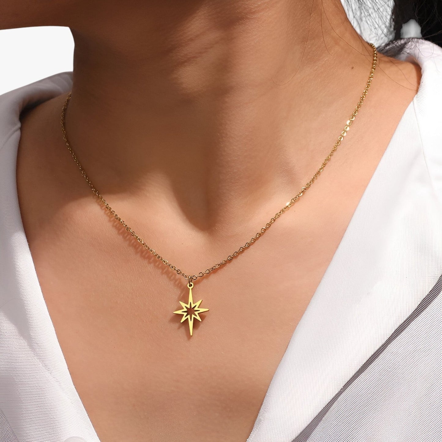 Lilith | Elegante Halskette mit Sternanhänger aus Edelstahl