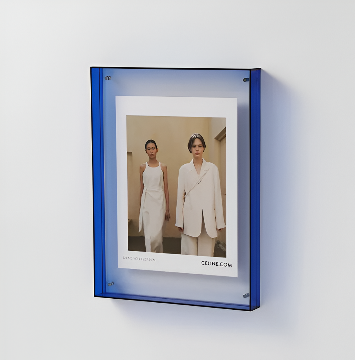 LumiFrame™ - Lassen Sie Ihre Erinnerungen stilvoll schweben!