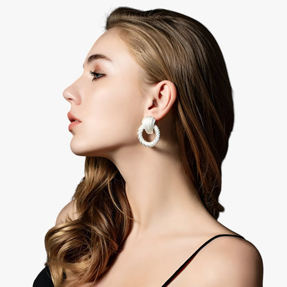Irene | Eleganz ohne Piercing – Clip-On-Hängeohrringe