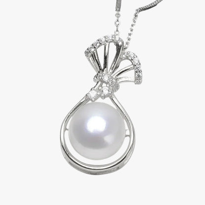 Elina | Kette und Tasche mit Imitationsperle Einzigartige Eleganz für besondere Anlässe