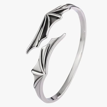 Jayce | Armband aus 925er Silber mit Goldener Feder im Vintage Punk Stil