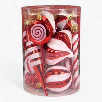 Rote Weihnachtskugeln – festliche Ornamente und Weihnachtsgeschenke