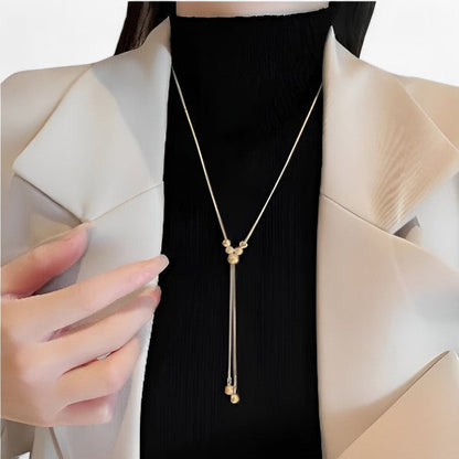 Gold Y Anhänger - Elegant und Glänzend
