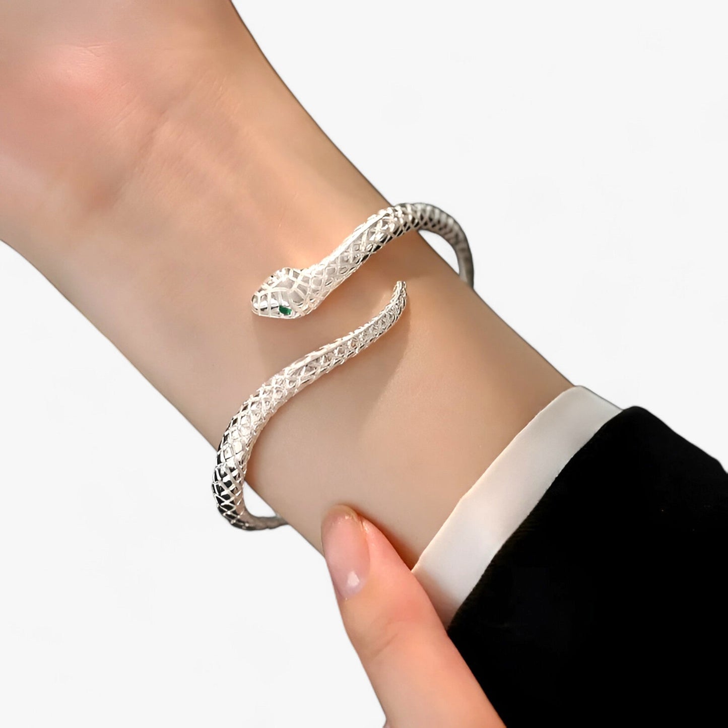 Schlangenarmband – Charm & elegantes Silber