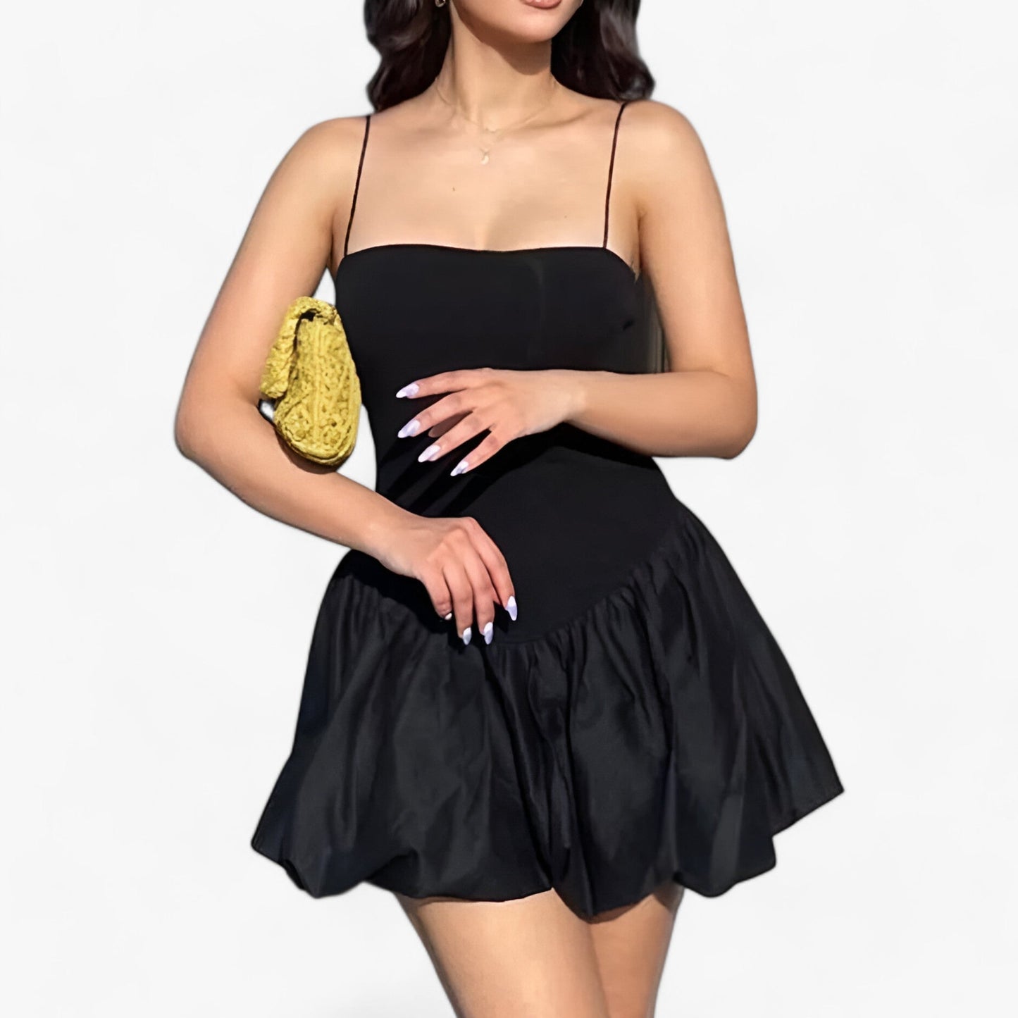 Modisches Minikleid - Vielseitig und elegant für warme Tage