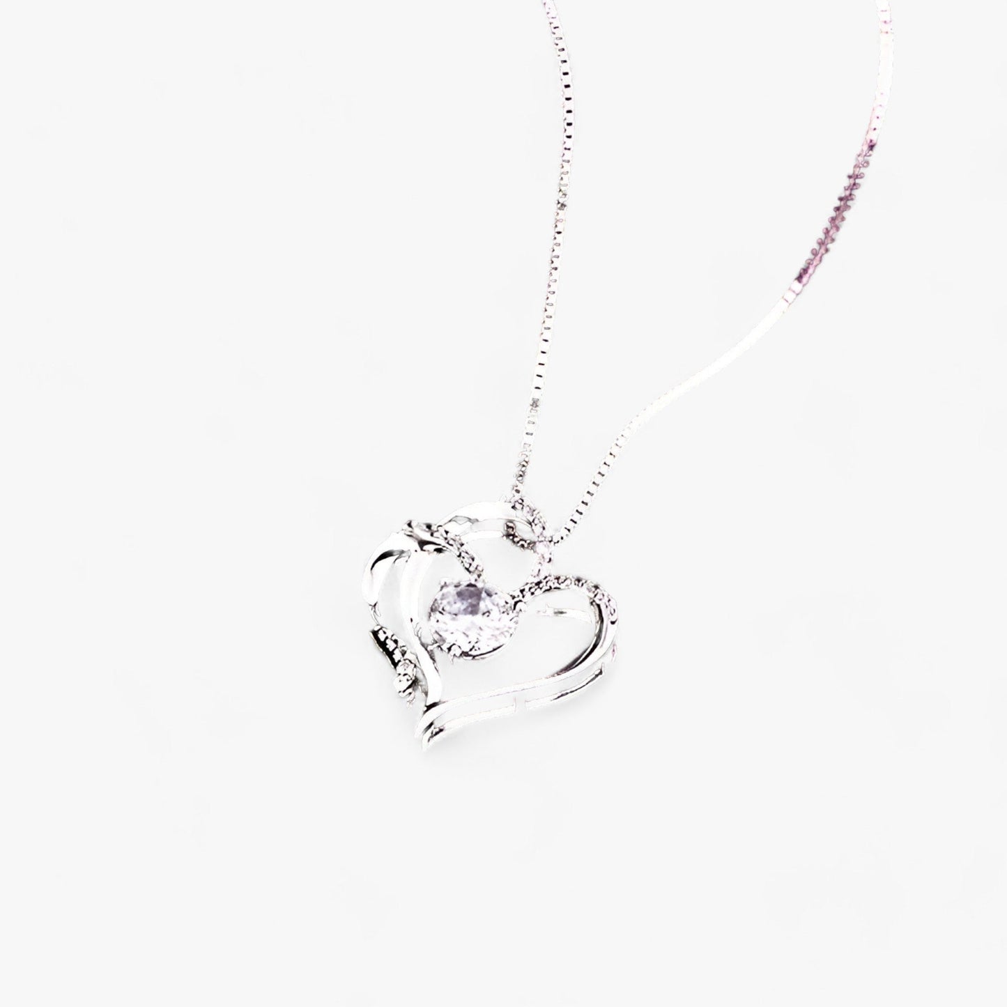 Elegante Herz-Zirkonia-Halskette mit luxuriöser Rosen-Geschenkbox