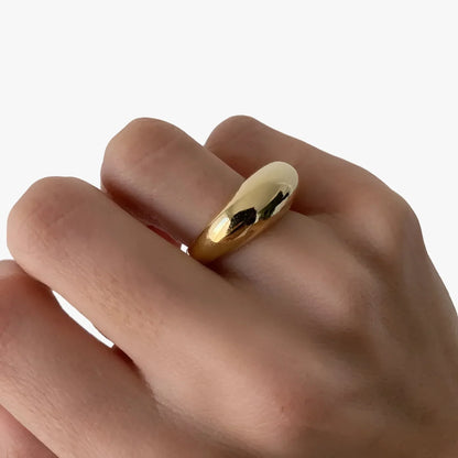 Geometrischer Ring - Klassisches Design mit anhaltender Anziehungskraft
